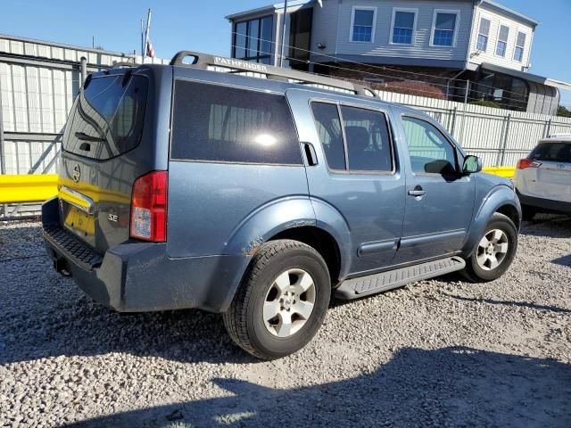 2006 Nissan Pathfinder LE