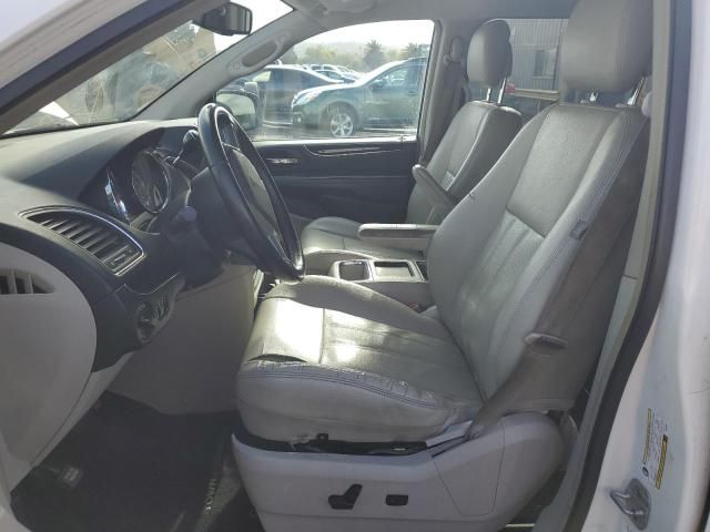 2012 Chrysler Town & Country Touring