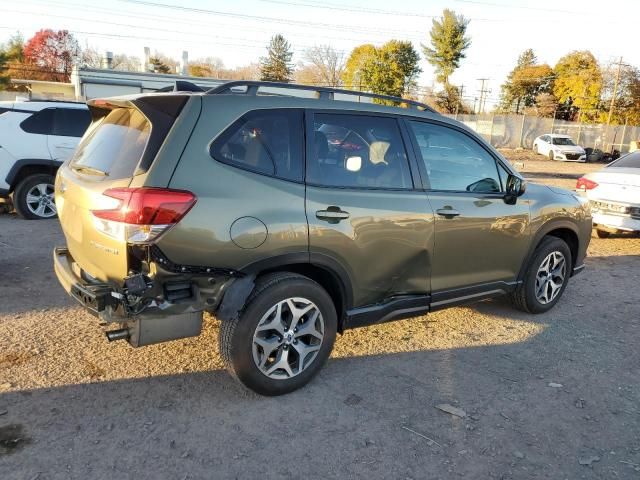 2024 Subaru Forester Premium