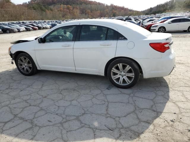 2013 Chrysler 200 Touring