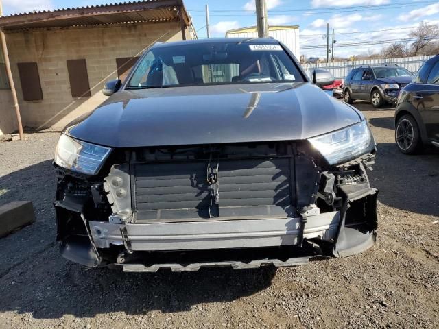 2018 Audi Q7 Premium Plus