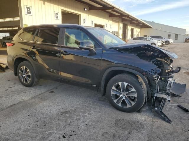 2023 Toyota Highlander Hybrid XLE