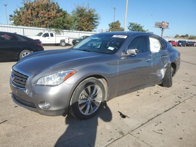 2012 Infiniti M37