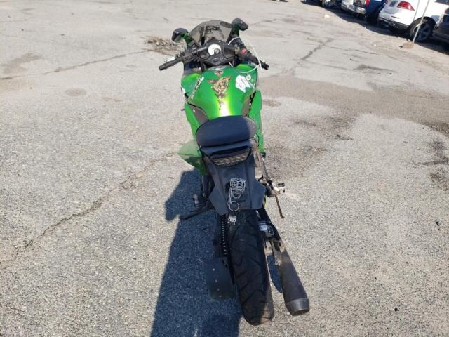 2012 Kawasaki EX250 J