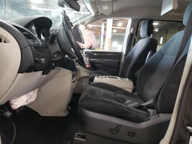 2011 Chrysler Town & Country Touring