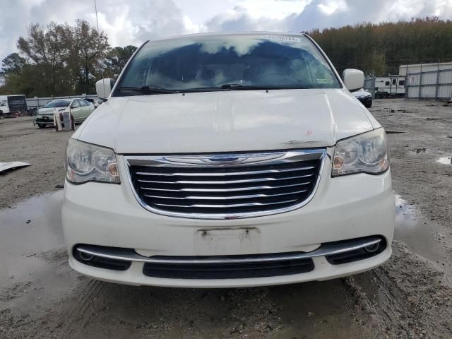 2013 Chrysler Town & Country Touring