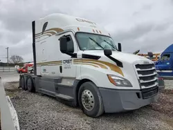 Salvage cars for sale from Copart Chicago: 2020 Freightliner Cascadia 126