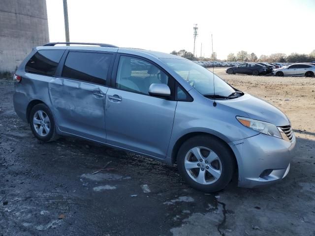 2011 Toyota Sienna LE