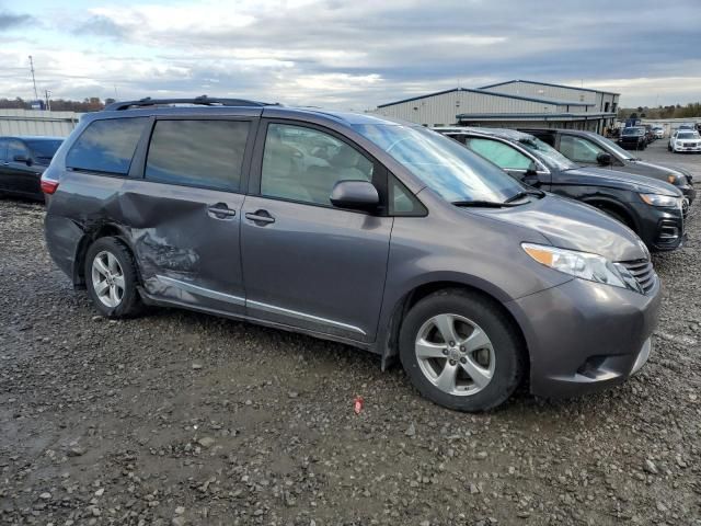 2015 Toyota Sienna LE