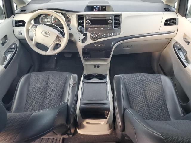 2014 Toyota Sienna Sport