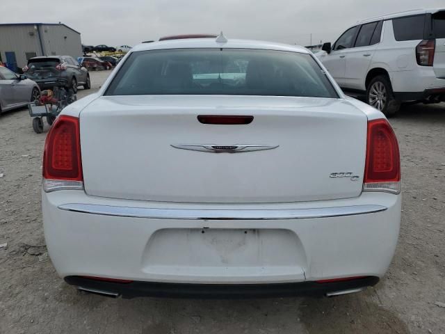 2016 Chrysler 300C