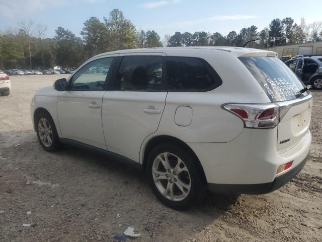 2014 Mitsubishi Outlander SE