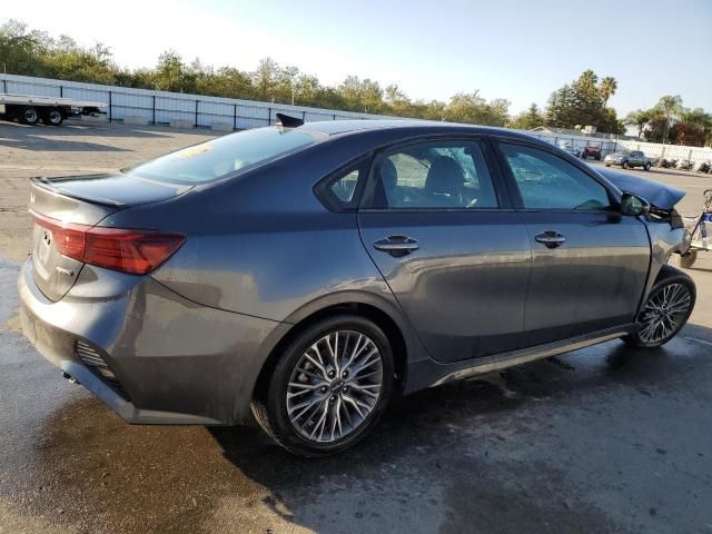 2022 KIA Forte GT Line