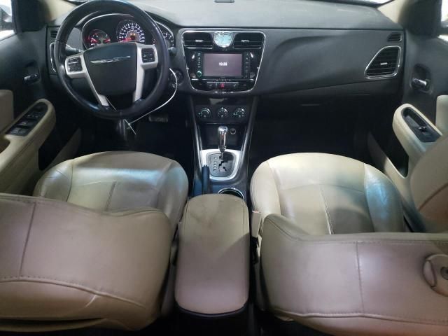 2012 Chrysler 200 Limited