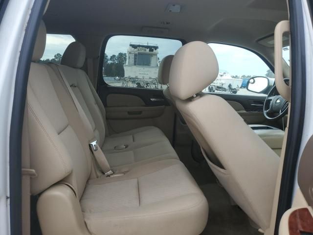 2011 Chevrolet Suburban C1500 LS