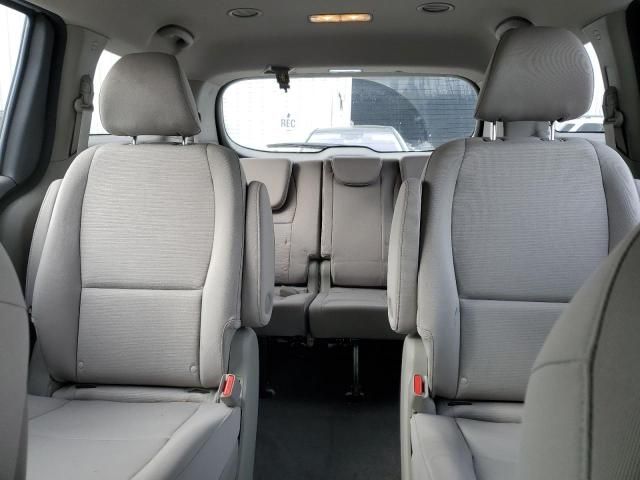 2015 KIA Sedona L