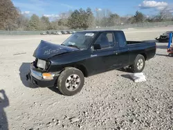 Salvage cars for sale from Copart Madisonville, TN: 1999 Nissan Frontier King Cab XE