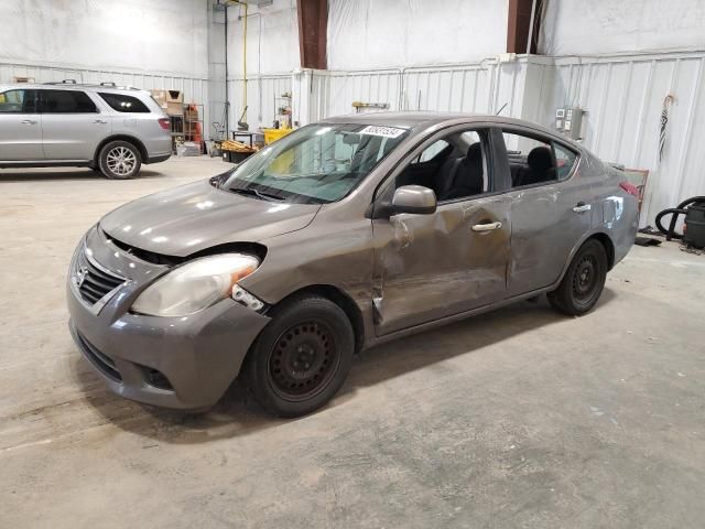 2013 Nissan Versa S