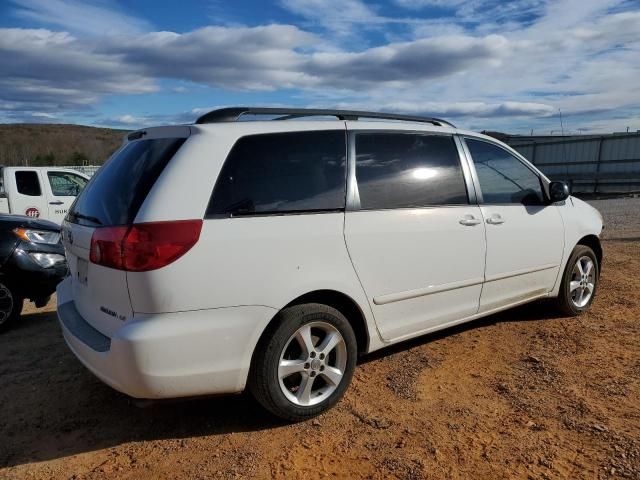 2006 Toyota Sienna CE