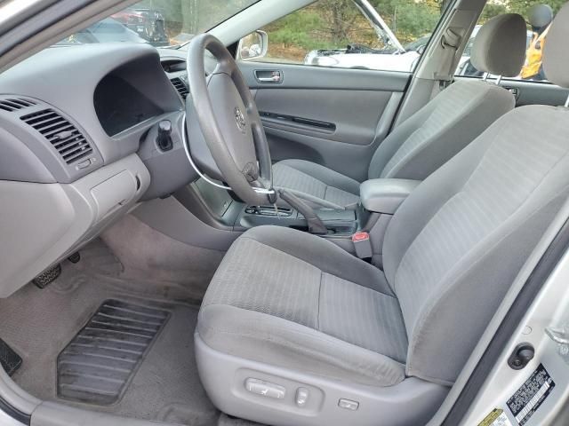 2005 Toyota Camry LE