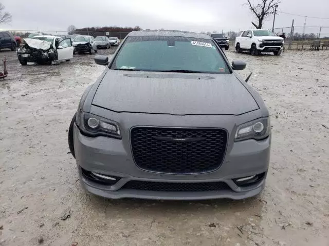 2017 Chrysler 300 S