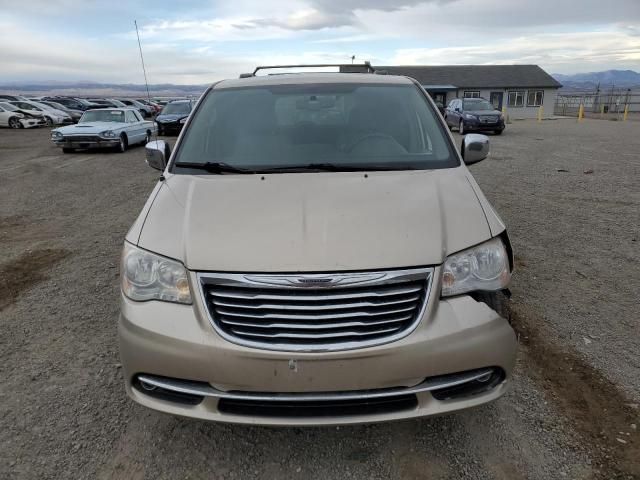 2012 Chrysler Town & Country Touring L