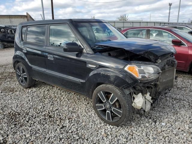 2010 KIA Soul +