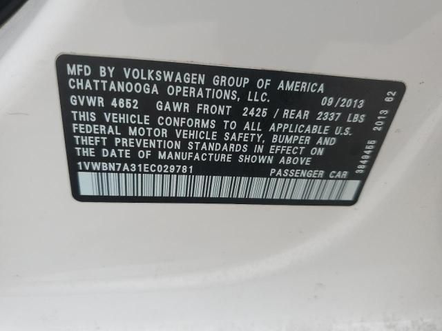 2014 Volkswagen Passat SE