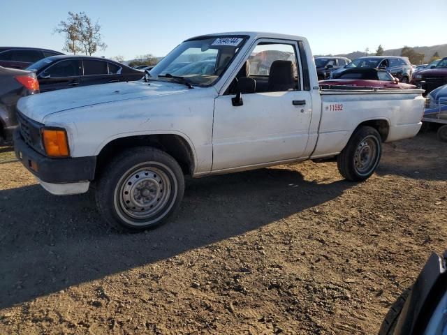 1986 Toyota Pickup 1/2 TON RN50