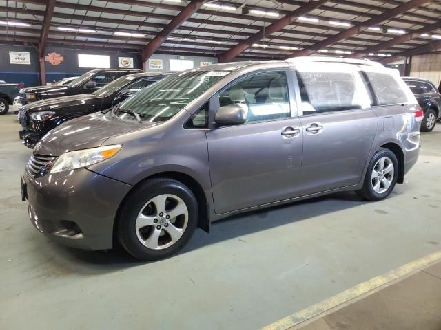 2012 Toyota Sienna LE