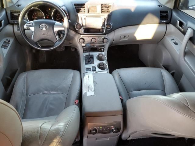 2013 Toyota Highlander Base