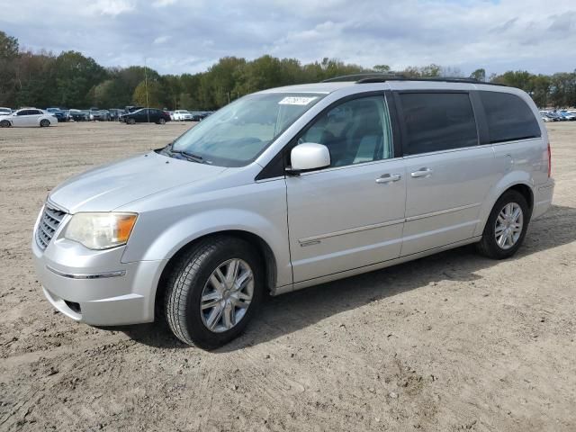 2010 Chrysler Town & Country Touring