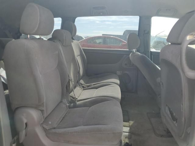 2006 Toyota Sienna CE