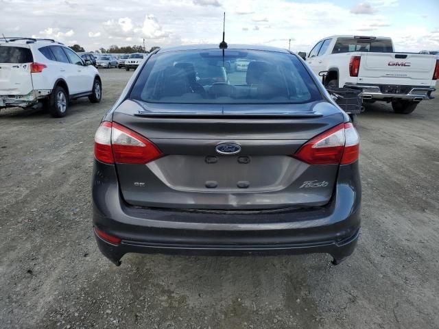 2016 Ford Fiesta SE