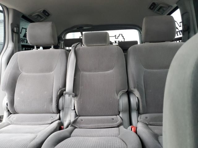 2006 Toyota Sienna CE