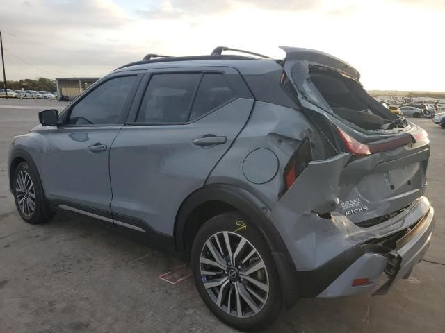 2023 Nissan Kicks SR