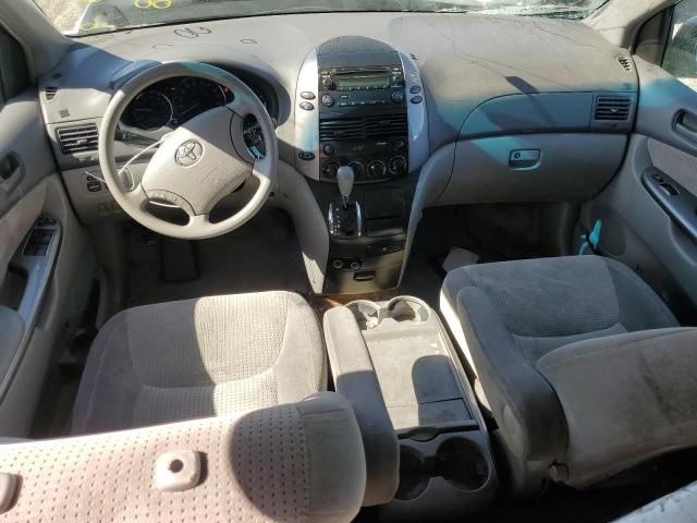 2008 Toyota Sienna CE