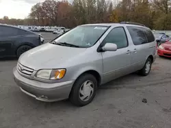 Toyota Vehiculos salvage en venta: 2002 Toyota Sienna LE