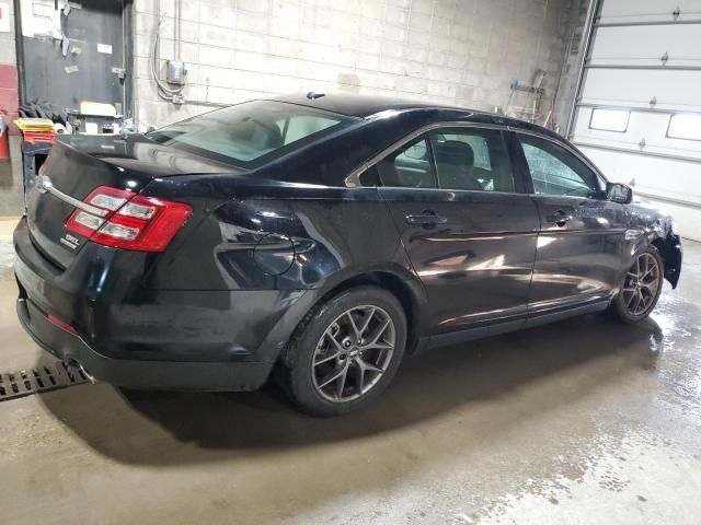 2016 Ford Taurus SEL