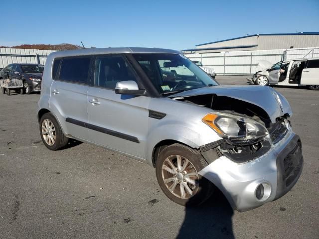 2013 KIA Soul +