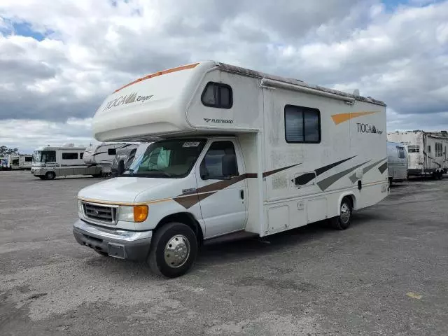 2007 Ford Econoline E450 Super Duty Cutaway Van