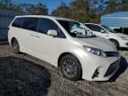 2018 Toyota Sienna XLE