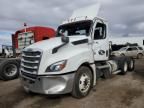 2019 Freightliner Cascadia 126