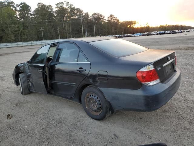 2005 Toyota Camry LE