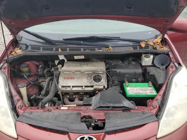 2006 Toyota Sienna XLE