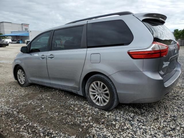 2015 Toyota Sienna XLE