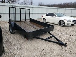 Salvage Trucks for parts for sale at auction: 2010 Trail King Trailer