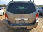 2005 Nissan Pathfinder LE