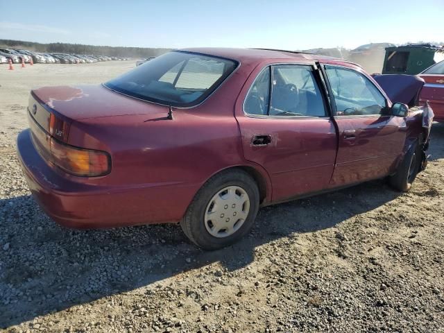 1992 Toyota Camry LE