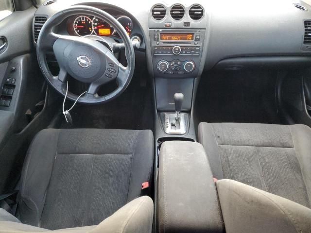 2010 Nissan Altima Base